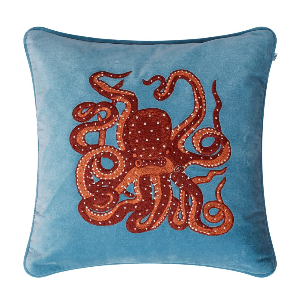 Embroidered Octopus kuddfodral 50x50 cm, Heaven blue-orange-rose